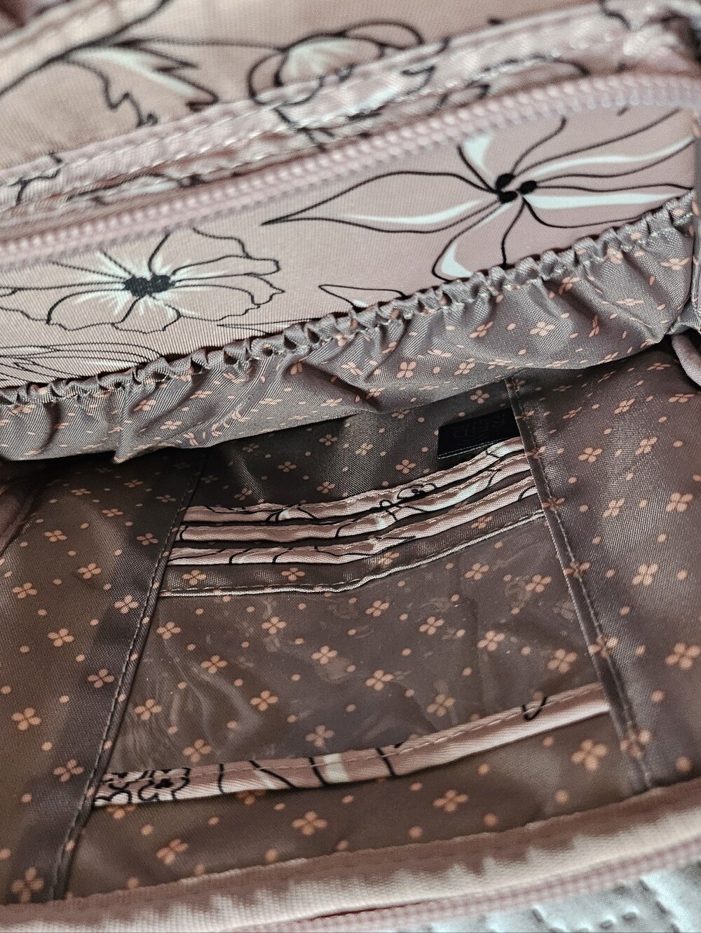$145 Retail Lug Propeller Weekender Duffel In Sketch Floral Blush - Picture 8 of 16